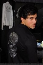 Taylor Lautner : taylor_lautner_1236552417.jpg