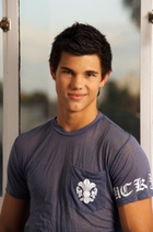 Taylor Lautner : taylor_lautner_1239074320.jpg