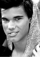 Taylor Lautner : taylor_lautner_1244913951.jpg