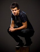 Taylor Lautner : taylor_lautner_1249736712.jpg