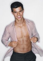 Taylor Lautner : taylor_lautner_1255498775.jpg