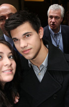 Taylor Lautner : taylor_lautner_1259351467.jpg