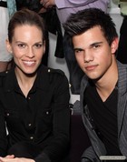 Taylor Lautner : taylor_lautner_1266773182.jpg