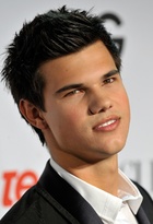 Taylor Lautner : taylor_lautner_1269394406.jpg