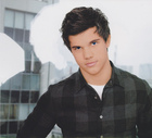 Taylor Lautner : taylor_lautner_1283554662.jpg