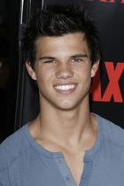 Taylor Lautner : taylor_lautner_1284249041.jpg