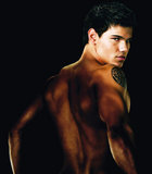 Taylor Lautner : taylor_lautner_1288201703.jpg