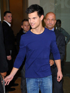 Taylor Lautner : taylor_lautner_1292623536.jpg