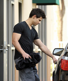 Taylor Lautner : taylor_lautner_1299026715.jpg