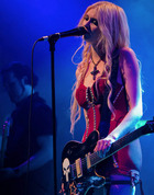 Taylor Momsen : taylor-momsen-1333648595.jpg