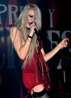 Taylor Momsen : taylor-momsen-1333649070.jpg