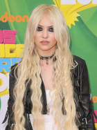 Taylor Momsen : taylor-momsen-1334171484.jpg