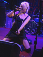 Taylor Momsen : taylor-momsen-1334687085.jpg