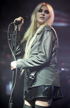 Taylor Momsen : taylor-momsen-1335808069.jpg