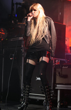 Taylor Momsen : taylor-momsen-1335808435.jpg