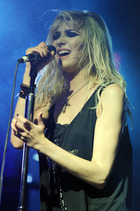 Taylor Momsen : taylor-momsen-1380738318.jpg