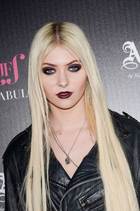 Taylor Momsen : taylor-momsen-1400438781.jpg