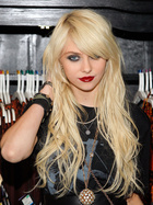 Taylor Momsen in General Pictures, Uploaded by: Barbi