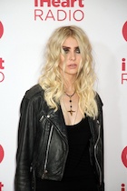 Taylor Momsen in General Pictures, Uploaded by: Guest