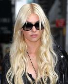 Taylor Momsen : taylor_momsen_1282860383.jpg