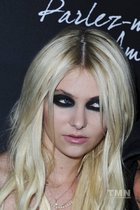 Taylor Momsen : taylor_momsen_1284782184.jpg