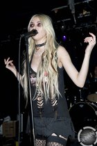 Taylor Momsen : taylor_momsen_1287930762.jpg