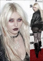 Taylor Momsen : taylor_momsen_1308241652.jpg