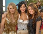 Taylor Swift : TI4U_u1220955806.jpg