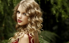 Taylor Swift : taylor-swift-1320492854.jpg