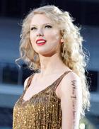 Taylor Swift : taylor-swift-1333396804.jpg