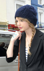 Taylor Swift : taylor-swift-1334072807.jpg