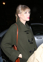 Taylor Swift : taylor-swift-1360830347.jpg