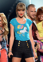 Taylor Swift : taylor-swift-1369064755.jpg