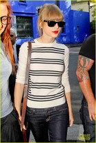 Taylor Swift : taylor-swift-1372449198.jpg