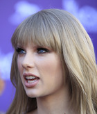 Taylor Swift : taylor-swift-1383431081.jpg