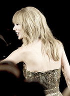 Taylor Swift : taylor-swift-1385408294.jpg