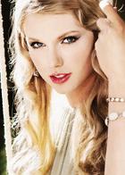 Taylor Swift : taylor-swift-1387390589.jpg