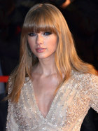 Taylor Swift : taylor-swift-1394130331.jpg