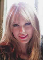 Taylor Swift : taylor-swift-1395676956.jpg