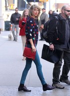 Taylor Swift : taylor-swift-1397958274.jpg