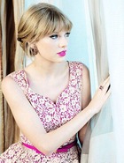 Taylor Swift : taylor-swift-1403195052.jpg