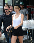 Taylor Swift : taylor-swift-1407947902.jpg