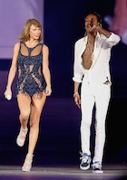 Taylor Swift : taylor-swift-1441944901.jpg