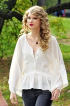 Taylor Swift in General Pictures, Uploaded by: Guest