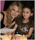 Taylor Swift : taylor_swift_1208619903.jpg