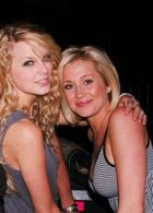 Taylor Swift : taylor_swift_1208820325.jpg