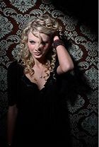 Taylor Swift : taylor_swift_1213540826.jpg