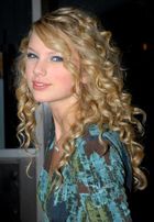 Taylor Swift : taylor_swift_1213571912.jpg