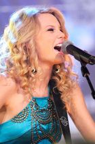 Taylor Swift : taylor_swift_1213881474.jpg