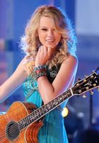 Taylor Swift : taylor_swift_1213881499.jpg